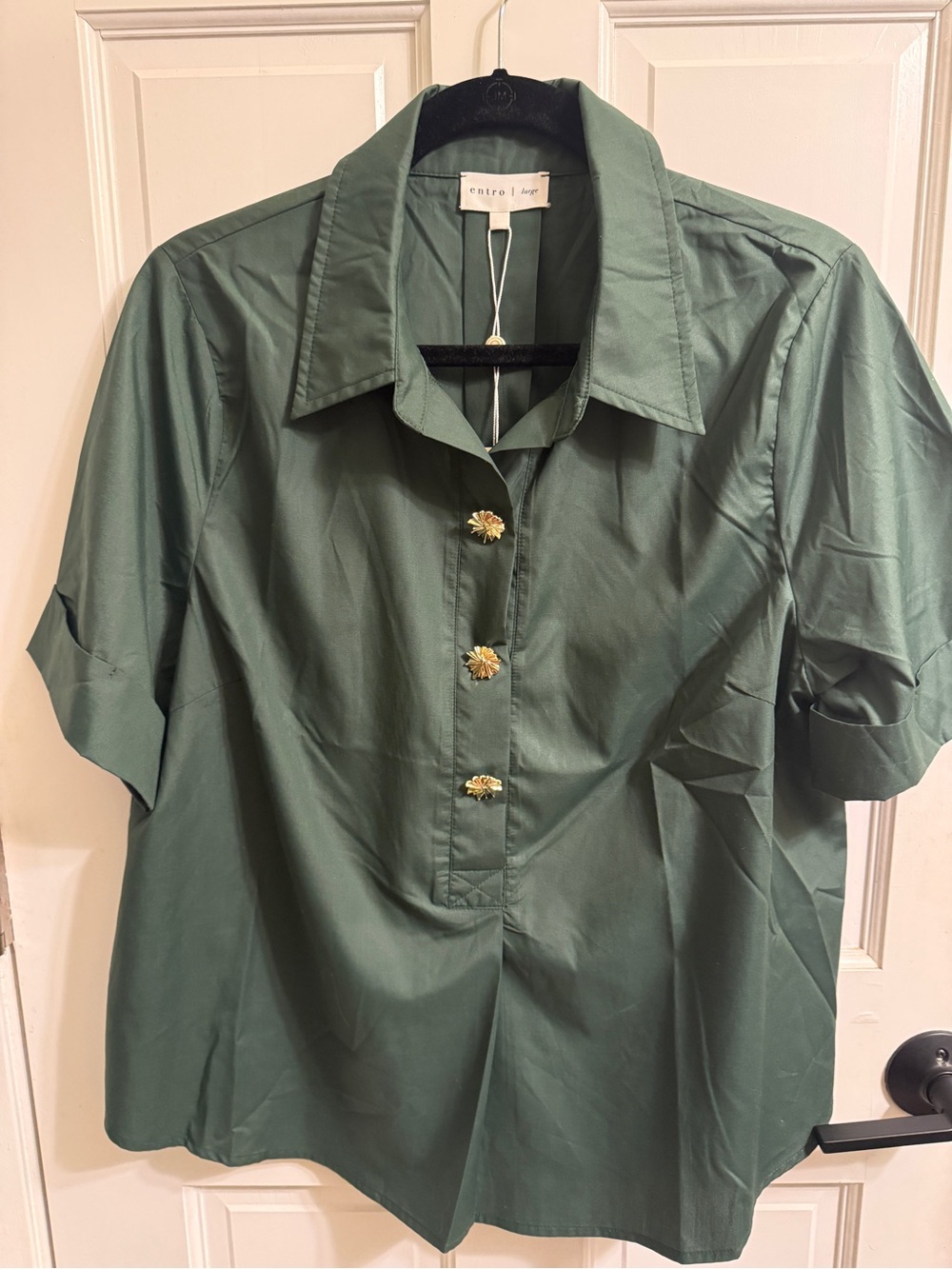 Women’s Dark Green Short-Sleeve Button Shirt